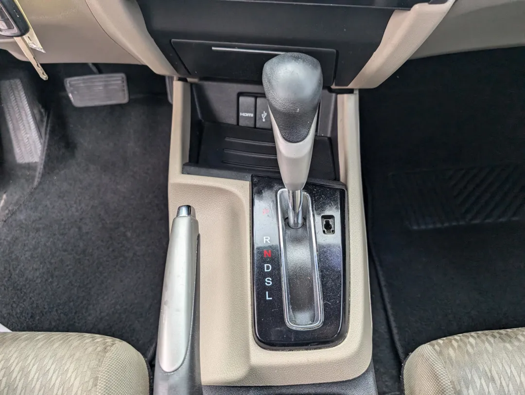 2015 Honda Civic Sedan - 19XFB2F74FE054924 - Image #15