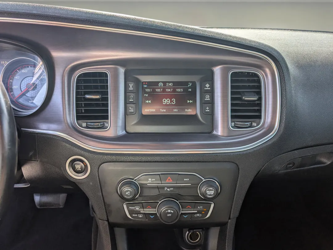 2016 Dodge Charger - 2C3CDXBG0GH109685 - Image #16