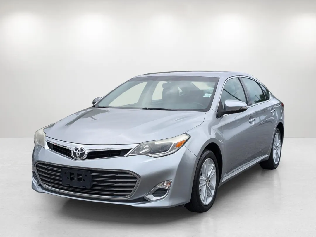 2015 Toyota Avalon - 4T1BK1EB6FU171240 - Image #2