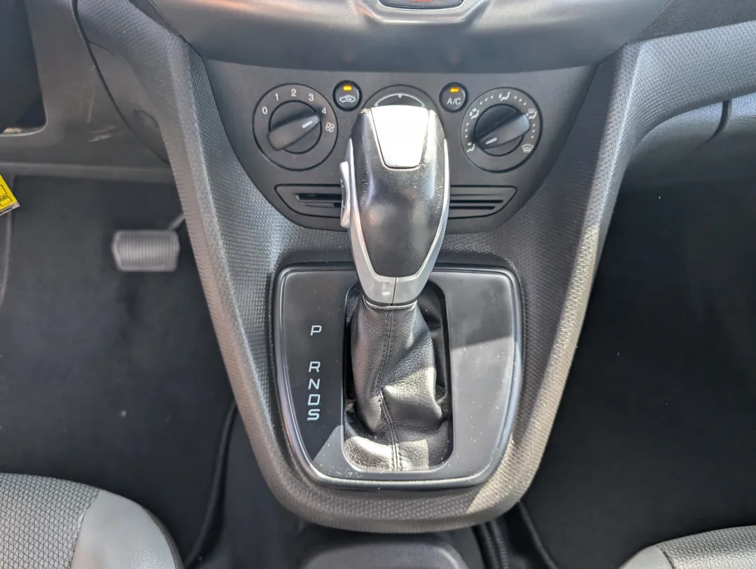 2016 Ford Transit Connect - NM0LS7E77G1235292 - Image #16